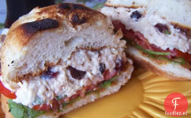 Sandwich de Atún con Limón Y Pimienta