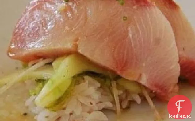 Sashimi de Hamachi Salvaje con Vinagreta de Curry Verde Coco y Jengibre