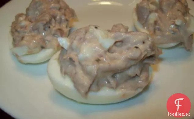 Huevos de Atún Rellenos