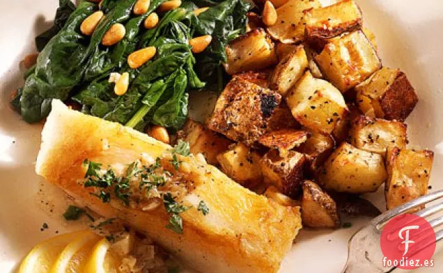 Lubina Chamuscada Con Salsa De Ajo