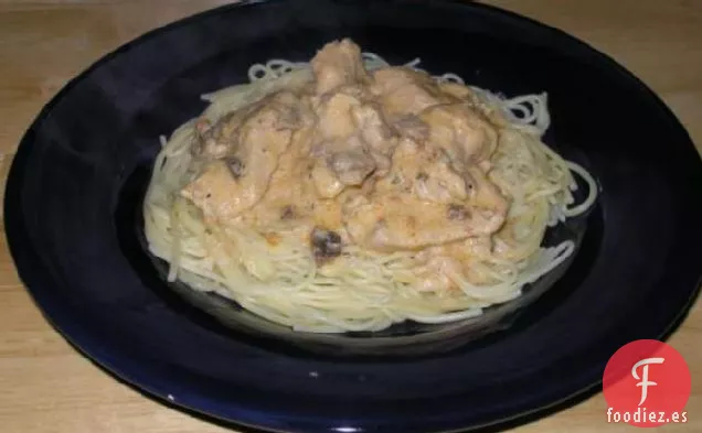 Pollo Ángel con Olla de Barro
