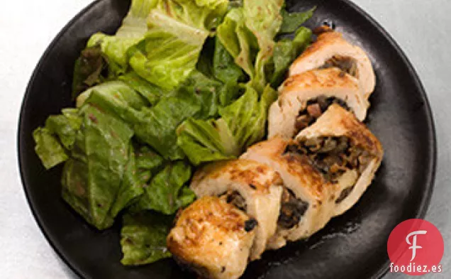 Receta de Pollo Relleno de Champiñones con Salsa de Vino Blanco