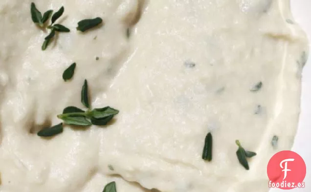 Dip de Frijoles Blancos Provenzales