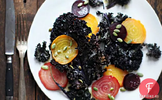 Col Rizada Asada Y Remolacha Con Vinagreta De Rábano picante Y Miel