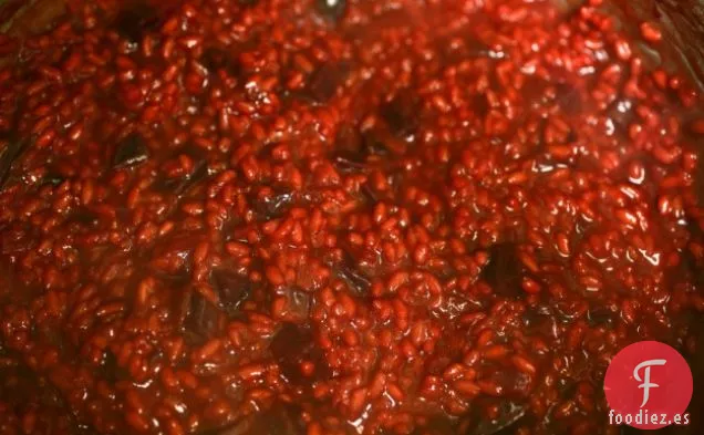 Risotto De Remolacha Roja Con Hojas De Mostaza Y Queso De Cabra