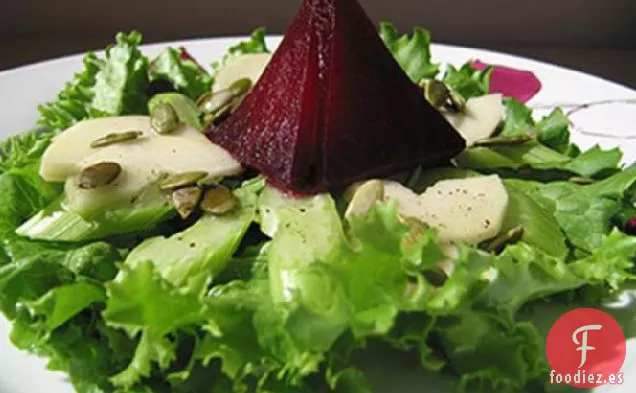 Ensalada de Remolacha Asada, Pistacho y Pera