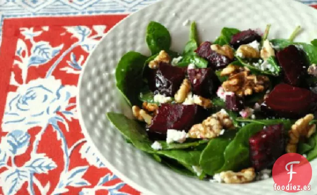 Ensalada de Espinacas con Remolacha y Nueces