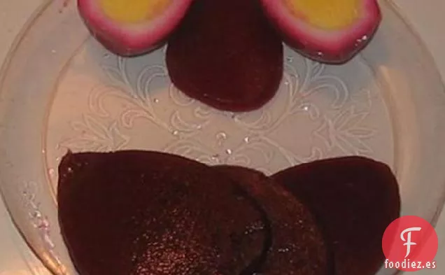 Huevos de Remolacha Roja Holandesa de Pensilvania y Remolacha en Escabeche