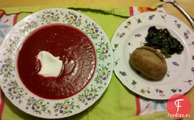 Sopa de Raíz Roja