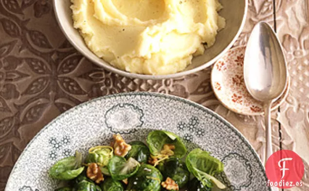 Coles de Bruselas con Limón y Nueces