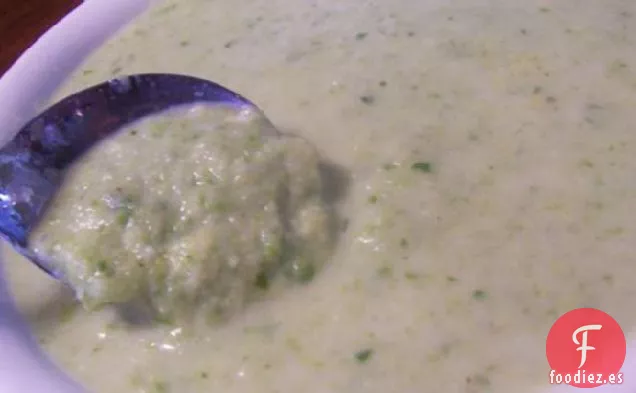 Sopa Cremosa y Fácil de Coles de Bruselas