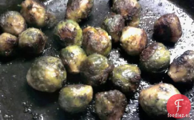 Coles De Bruselas Salteadas Con Perifollo