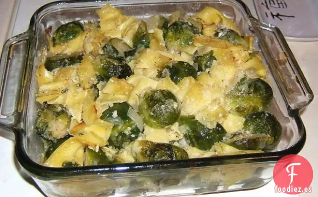 Coles De Bruselas Con Fideos De Huevo