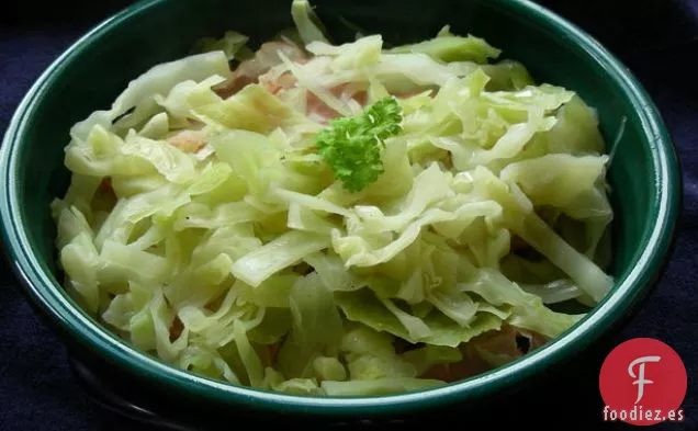 Ensalada de Col Vegana Saludable