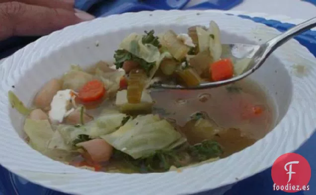 Sopa de Frijoles Griegos