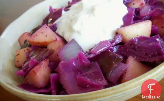 Repollo y Manzanas Fáciles