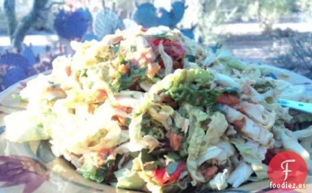 Ensalada Asiática Crujiente Con Salsa De Maní