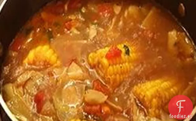 Caldo de Res (Sopa de Carne Mexicana)