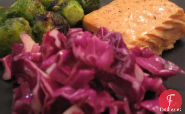 Ensalada de Repollo Rojo Crujiente