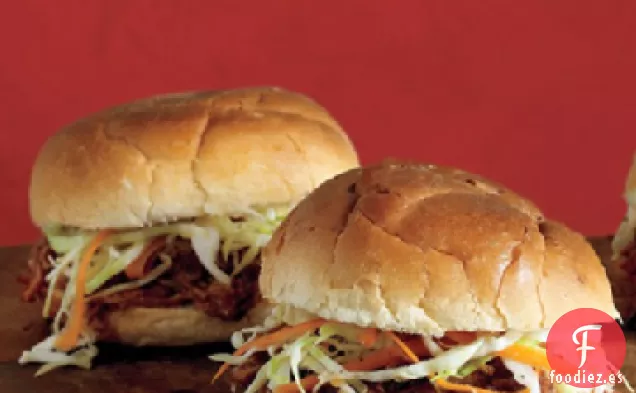 Sándwiches de Cerdo con Ensalada de Col