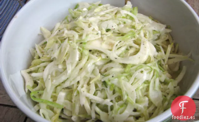 Ensalada de Col Saludable