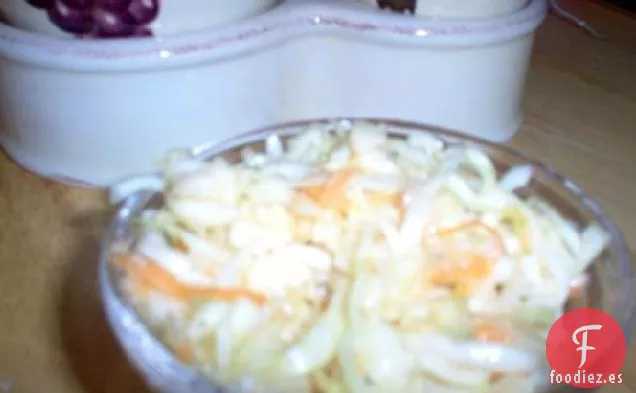 La Mejor Ensalada de Col de Col del Padre de Angie