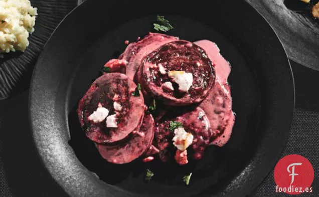 Remolacha Asada Y Queso Feta Gratinado Con Menta Fresca