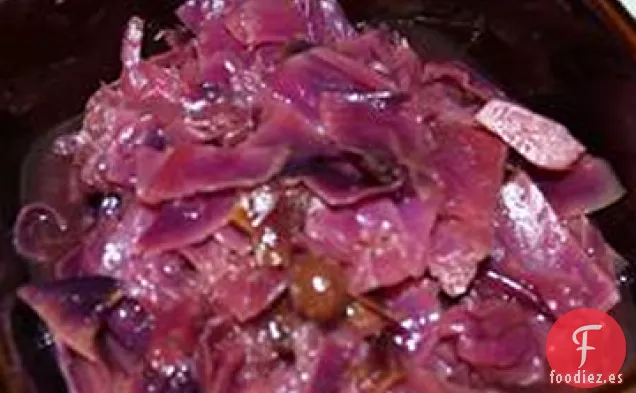 Sopa de Repollo Agridulce Ucraniana