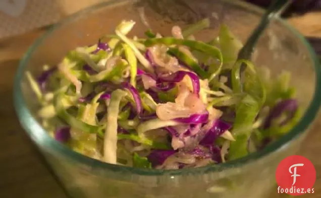 Ensalada Caliente de Chucrut Agridulce y Repollo