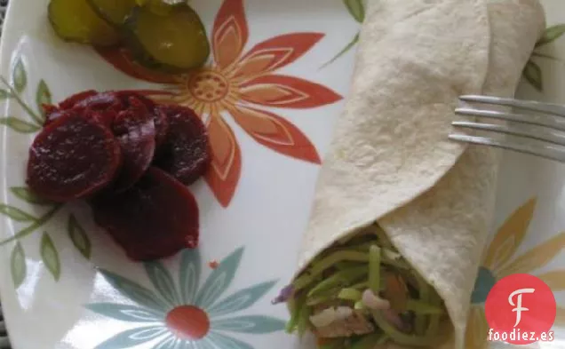 Pollo Caliente, Brócoli Col Slaw-Mmin Wraps