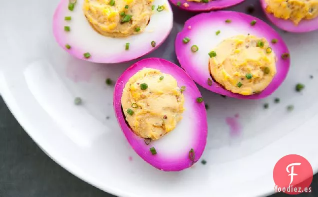 Huevos Rellenos Rosados