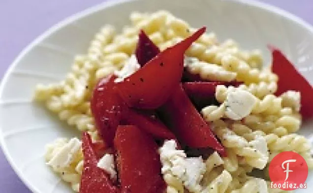 Pasta Con Remolacha Y Queso Azul