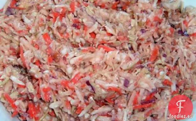 Ensalada De Col Con Nueces y Aderezo Picante de Chile