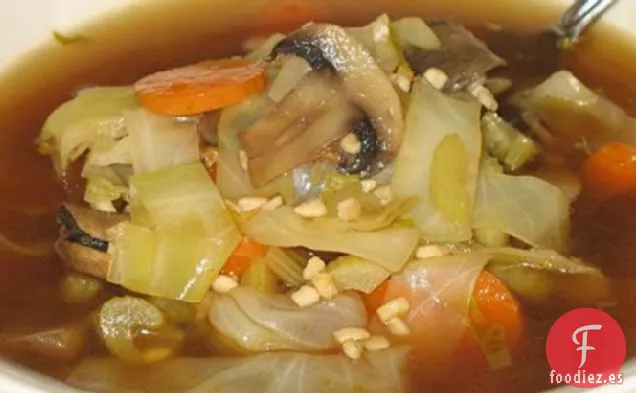 Sopa de Verduras Fragante Tailandesa