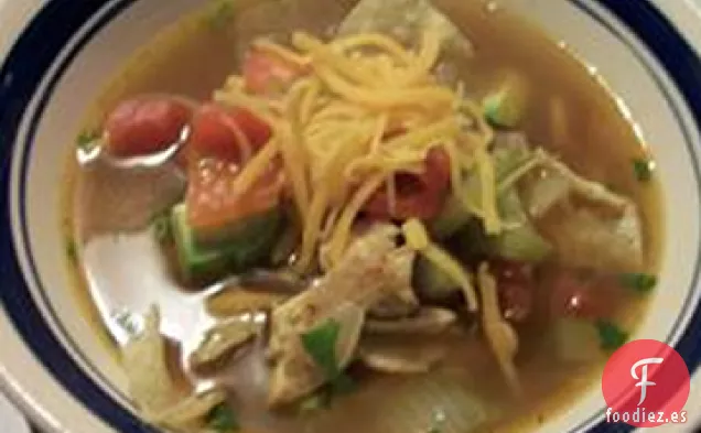 Sopa de Pollo Mexicana