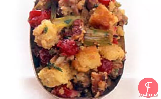 Relleno de Pan de Salchichas, Arándanos y Maíz