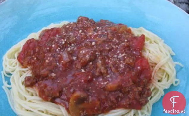 Espaguetis De Mamá Con Salsa De Carne