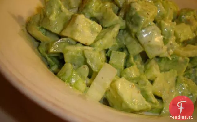 Ensalada de Apio y Aguacate