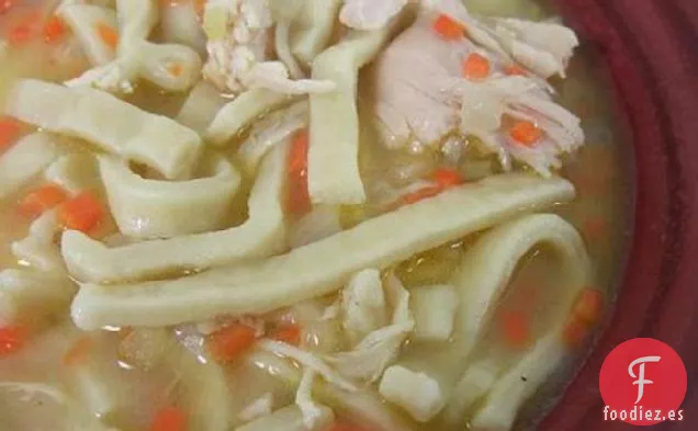 Pollo y Fideos Abundantes
