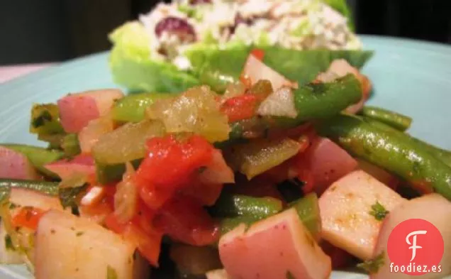 Judías Verdes y Patatas en Salsa de Tomate Gruesa