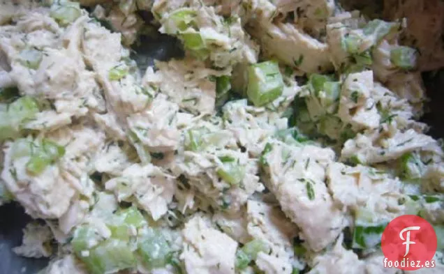 Ensalada de Pollo con Eneldo