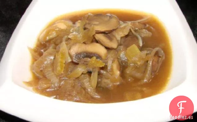 Sopa de Champiñones y Cebolla Asada