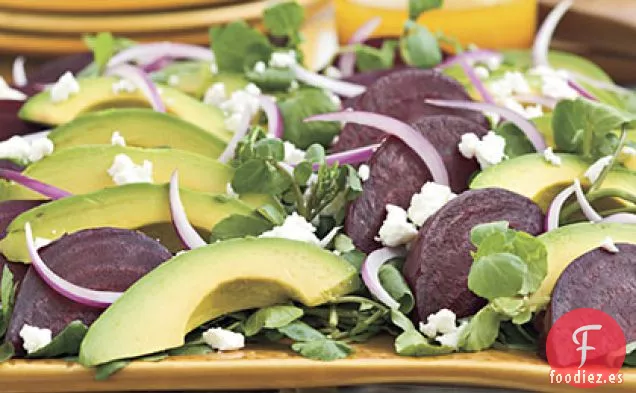 Ensalada de Remolacha, Queso de Cabra y Aguacate