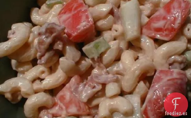 Ensalada de Macarrones con Tocino y Tomate