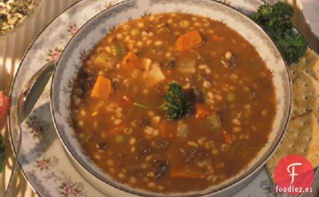 Sopa de Carne de Res, Cebada y Verduras