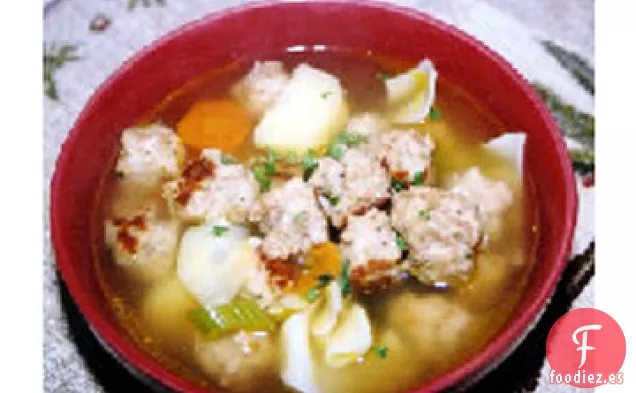 Sopa de Albóndigas de Pollo