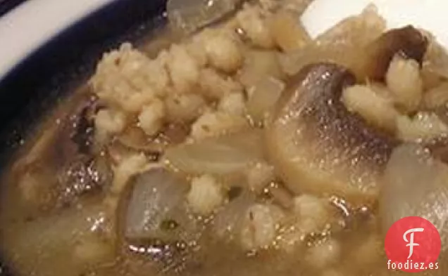 Sopa de Cebada con Champiñones