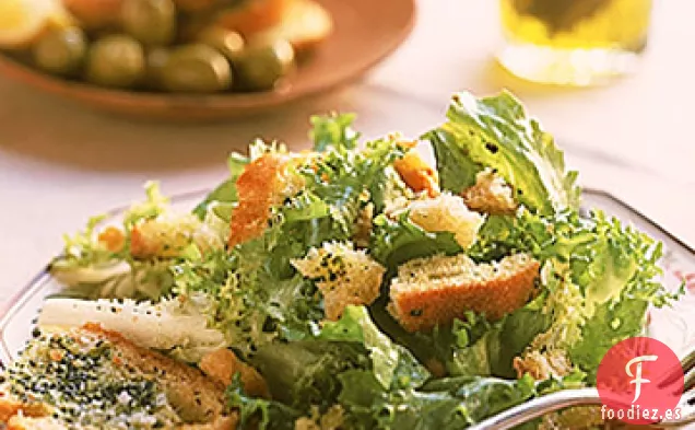 Ensalada de Achicoria con Croutones Gigantes de Ajo