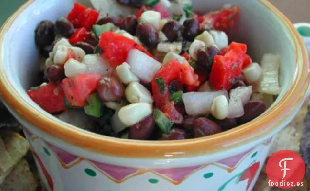 Ensalada de Frijoles Negros y Maíz (Salsa )