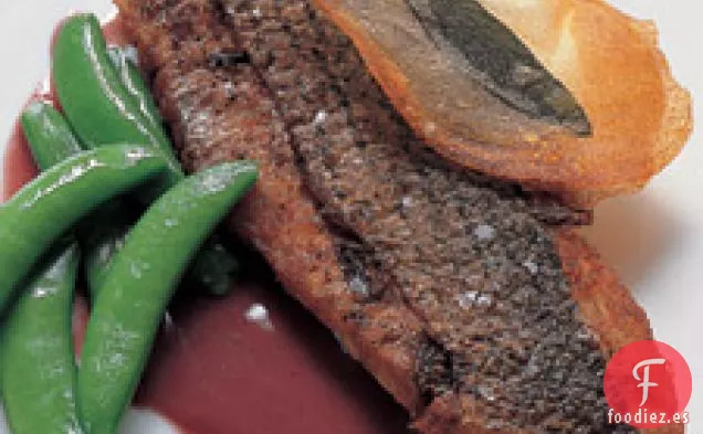 Lubina Rayada Con Salvia Y Mantequilla De vino tinto
